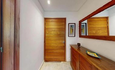 Casa en venta - 3 Dormitorios 3 Baños - Cochera - 1.673Mts2 - Club Miralagos