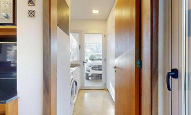 Casa en venta - 3 Dormitorios 3 Baños - Cochera - 1.673Mts2 - Club Miralagos