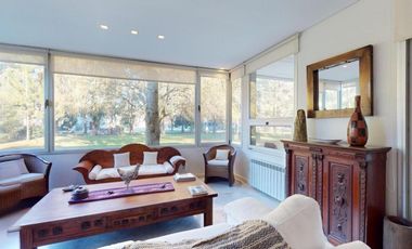 Casa en venta - 3 Dormitorios 3 Baños - Cochera - 1.673Mts2 - Club Miralagos