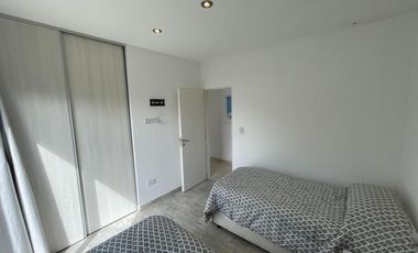 Casa en venta - 4 Dormitorios 3 Baños - Pinamar