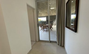 Casa en venta - 4 Dormitorios 3 Baños - Pinamar