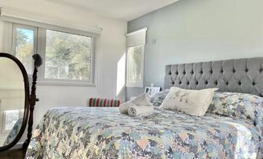 Casa en venta - 3 Dormitorios 1 Baño - Cochera - 1.050Mts2 - Chapadmalal