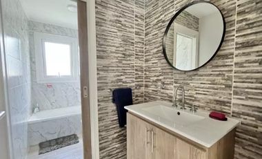 Casa en venta - 3 Dormitorios 1 Baño - Cochera - 1.050Mts2 - Chapadmalal