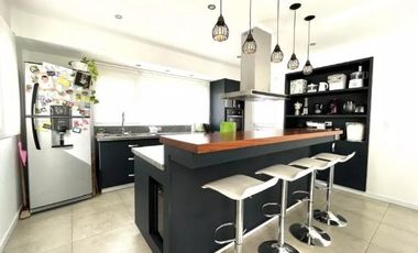 Casa en venta - 3 Dormitorios 1 Baño - Cochera - 1.050Mts2 - Chapadmalal