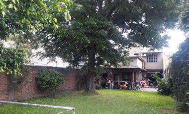 Casa en venta - 3 Dormitorios 2 Baños - 360mts2 - Quilmes