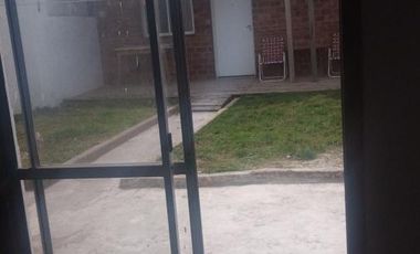 Casa en venta - 3 dormitorios 3 baños - 300mts2 - Necochea