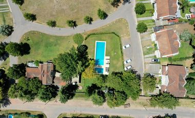 Casa tipo Triplex en Las Margaritas Village - Pilar