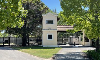 Casa tipo Triplex en Las Margaritas Village - Pilar