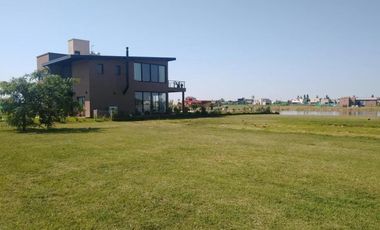 Terreno en venta - 806mts2 - San Vicente