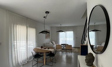 Departamento Duplex 3 ambientes en Barrio Altos del Encuentro en Pacheco