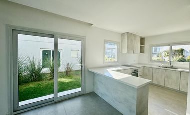 Departamento en Venta de 4 ambientes en Pilar