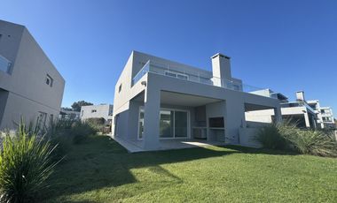 Departamento en Venta de 4 ambientes en Pilar