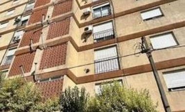 Departamento en venta - 2 Dormitorios 1 Baño - 60 mts2 - Zarate