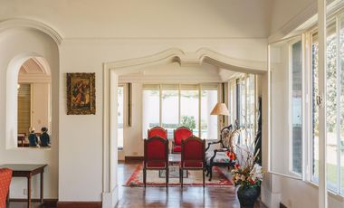 Casa en venta en Yerba Buena, Sarmiento al 1100