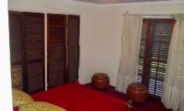 Quinta en venta - 5 Dormitorios 3 Baños - Sierra de Los Padres