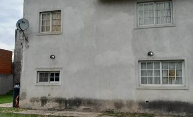 Casa en venta - 3 Dormitorios 2 Baños - Cocheras - 600Mts2 - Del Viso