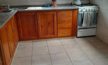 Casa en venta - 3 Dormitorios 2 Baños - Cocheras - 600Mts2 - Del Viso