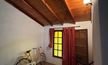 Casa en venta - 4 Dormitorios 2 Baños - Santa Clara del Mar