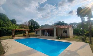 Venta Casa Quinta Miralomas de Holanda en La Mesa Cundi