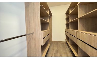 Casa en venta en unidad cerrada en Sajonia sector túnel de oriente