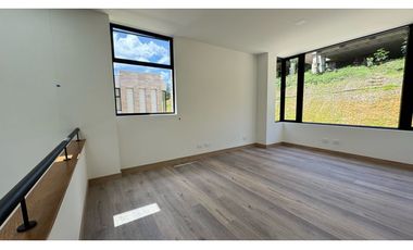 Casa en venta en unidad cerrada en Sajonia sector túnel de oriente