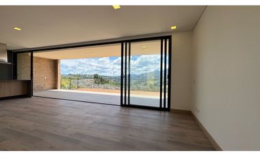 Casa en venta en unidad cerrada en Sajonia sector túnel de oriente