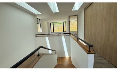 Casa en venta en unidad cerrada en Sajonia sector túnel de oriente