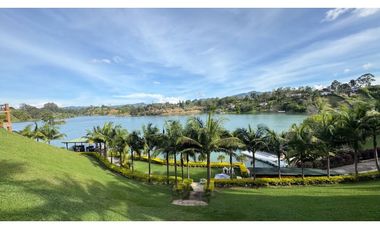 Finca para la venta tipo resort Peñol-Guatapé