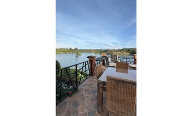 Finca para la venta tipo resort Peñol-Guatapé