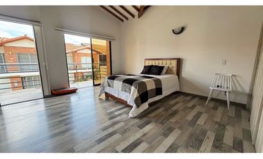 Casa en venta amoblada en unidad abierta en la ceja sector viva