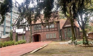 ARRIENDO EXCELENTE CASA CONSERVACION 1288m2 NOGAL