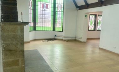 ARRIENDO EXCELENTE CASA CONSERVACION 1288m2 NOGAL