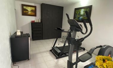 A  3 cuadras de Plaza Cuernavaca