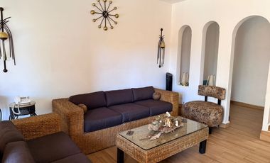 A  3 cuadras de Plaza Cuernavaca