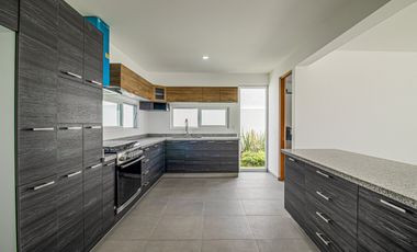 Casa en Fraccionamiento en Brisas Temixco - M2AI-892-Fr