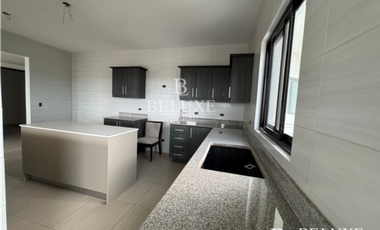 VENTA DE APARTAMENTO EN PH LAS OLAS, SAN CARLOS (6)