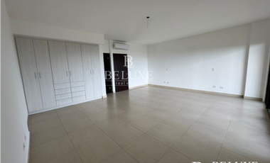 VENTA DE APARTAMENTO EN PH LAS OLAS, SAN CARLOS (6)