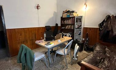 Casa con departamento independiente en venta, 125 entre 60 y 61 Berisso