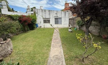 Casa con departamento independiente en venta, 125 entre 60 y 61 Berisso