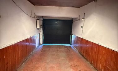 VENTA CASA 5 AMBIENTES COCHERA Y JARDIN EZPELETA