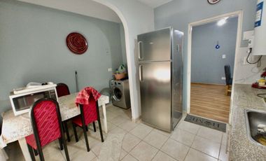 VENTA DEPARTAMENTO CON COCHERA CLAYPOLE