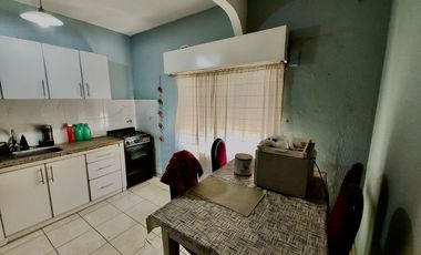 VENTA DEPARTAMENTO CON COCHERA CLAYPOLE