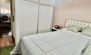 VENTA DEPARTAMENTO CON COCHERA CLAYPOLE