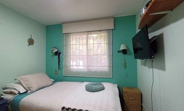 Casa Amplio terreno, luminosa, jardín y Piscina