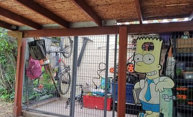 Casa Amplio terreno, luminosa, jardín y Piscina