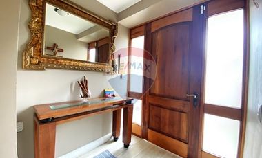 Amplia y luminosa casa en Peñalolén