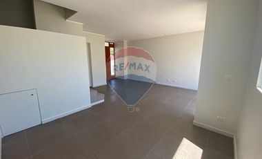 Casa en Arriendo - Jardines de la isla de maipo