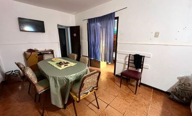 CASA 3 AMB EN VENTA CON PARQUE Y APTO CREDITO