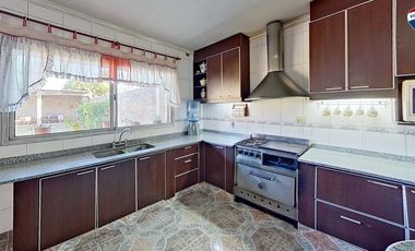 VENTA CASA 4 AMB EZPELETA CON JARDIN APTO CREDITO