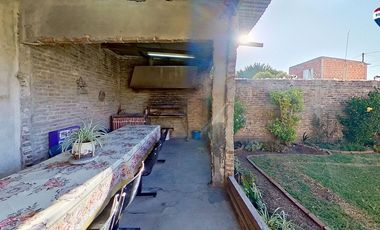 VENTA CASA 4 AMB EZPELETA CON JARDIN APTO CREDITO